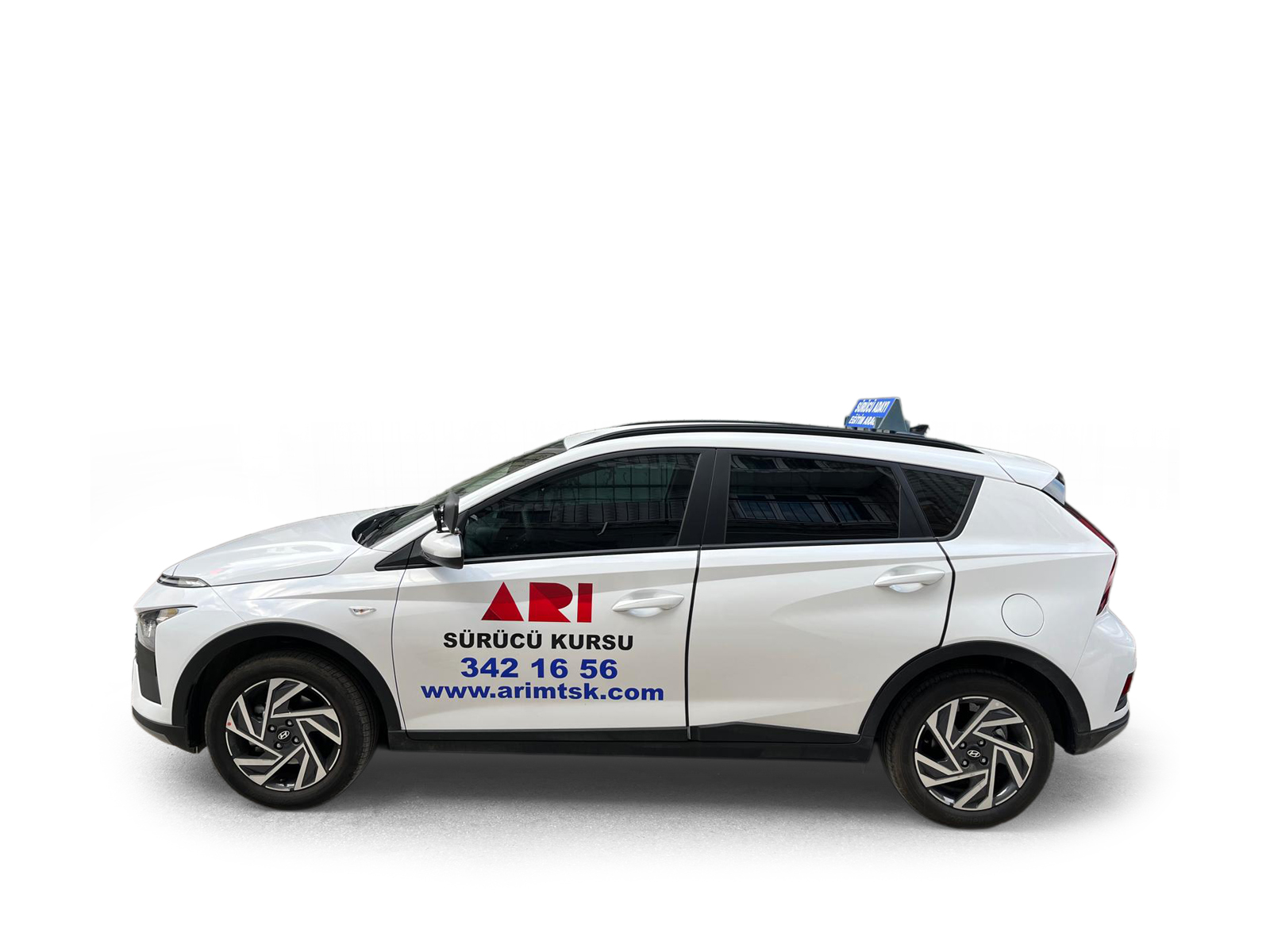 Arı Sürücü Kursu eğitim aracı - yandan görünüm
