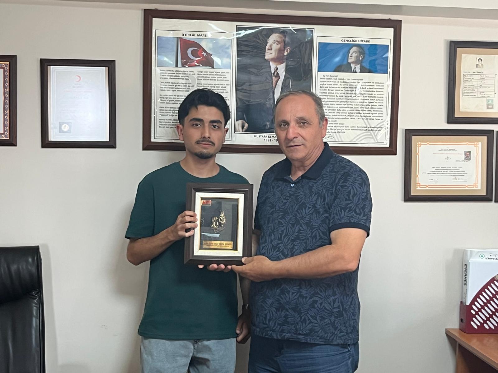 Dönem birincisi Yağız ATEŞ